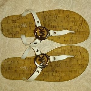 Michael kors Women's Cork Sandals flip flops White MK logo charm jelly PVC, SZ 9